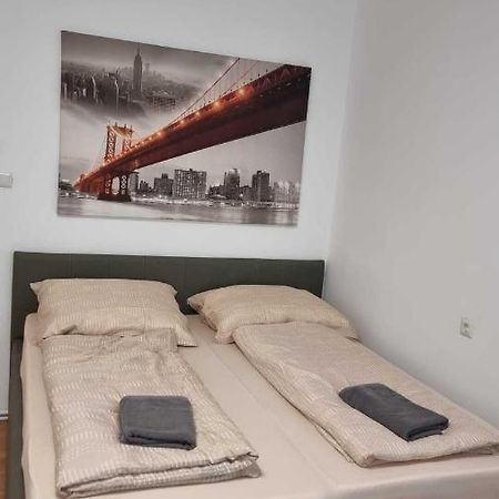 Premier Triple Room Mz Вена Экстерьер фото