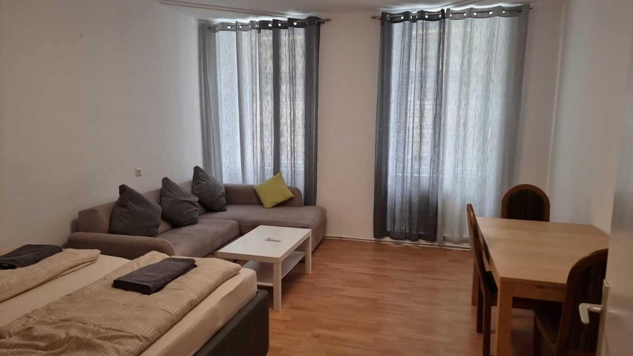 Premier Triple Room Mz Вена Экстерьер фото